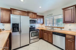 Photo #4: 6802263 Listing 