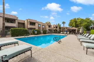 Photo #1: 6802387 Listing