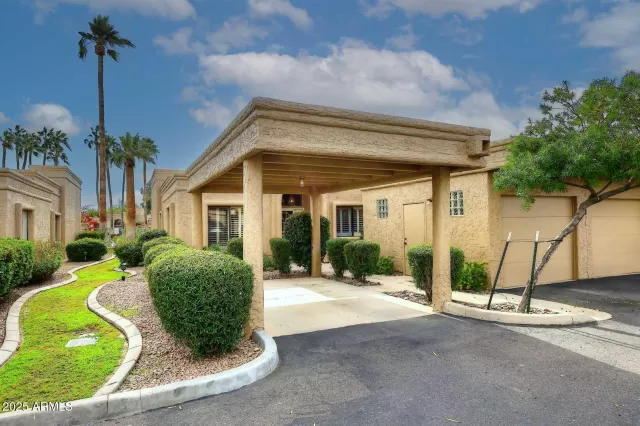MLS: 6802398 Condo For Sale