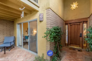 Photo #2: 6802589 Listing