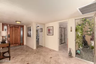 Photo #6: 6802589 Listing