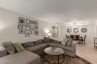 Photo #3: 6802820 Listing