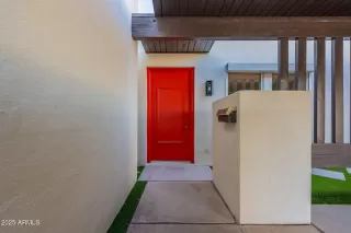 Photo #5: 6802866 Listing 