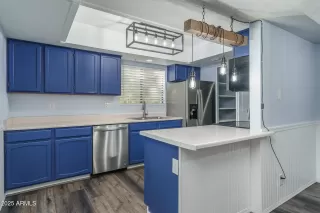 Photo #4: 6802908 Listing 