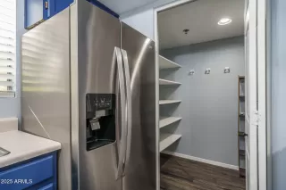 Photo #5: 6802908 Listing 