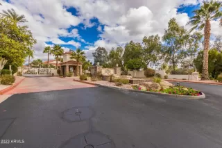 Photo #6: 6802991 Listing 