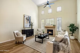 Photo #6: 6803030 Listing