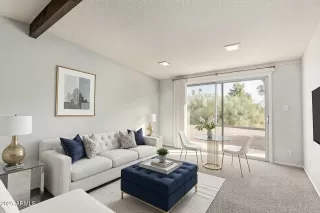 Photo #6: 6803127 Listing