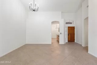 Photo #6: 6803169 Listing