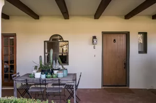 Photo #2: 6803317 Listing