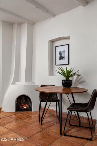 Photo #4: 6803317 Listing