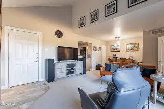 Photo #3: 6803522 Listing 