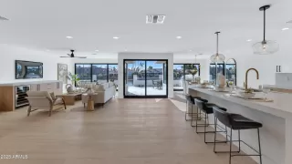 Photo #1: 6803571 Listing