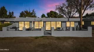 Photo #3: 6803571 Listing