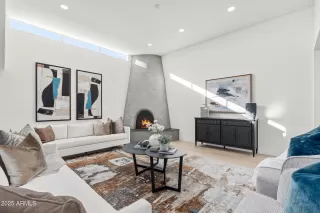 Photo #3: 6803597 Listing 