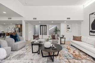 Photo #5: 6803597 Listing 