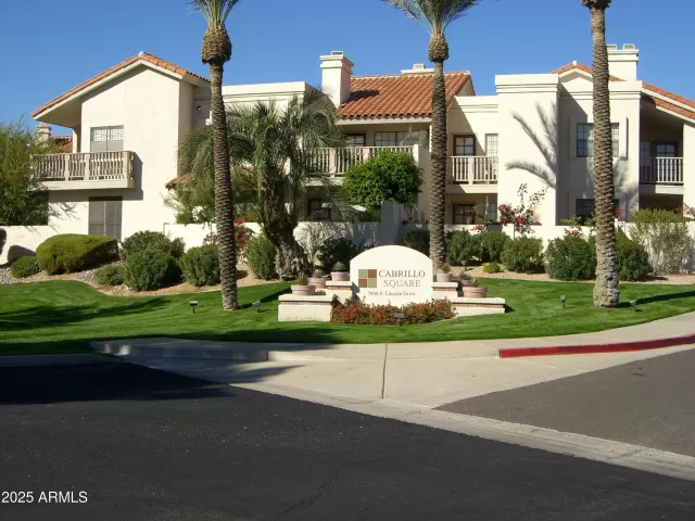 MLS: 6803721 Condo For Sale