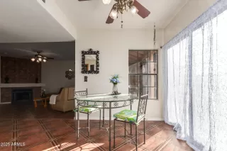 Photo #4: 6803756 Listing