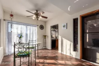 Photo #5: 6803756 Listing