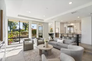 Photo #1: 6803782 Listing 