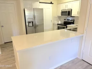 Photo #1: 6803819 Listing