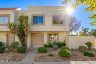 Photo #1: 6804069 Listing