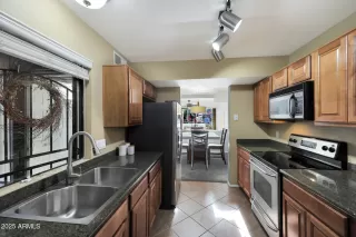 Photo #1: 6804126 Listing 