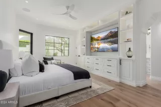 Photo #6: 6804177 Listing