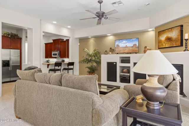 MLS: 6804403 Condo For Sale