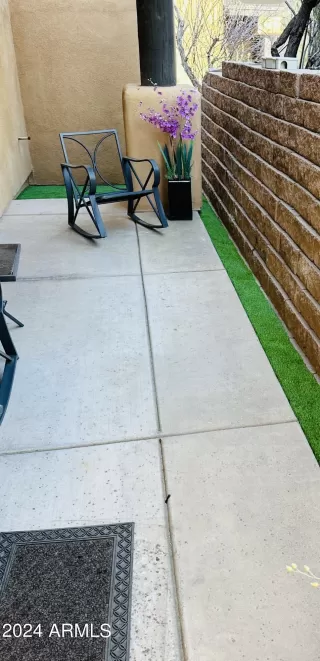 Photo #4: 6804403 Listing 