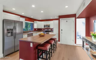 Photo #5: 6804491 Listing