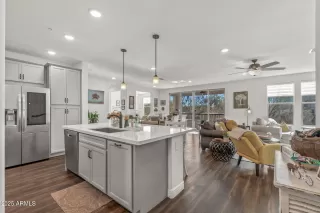 Photo #3: 6804507 Listing 