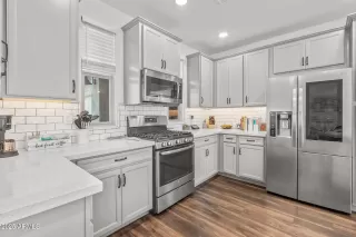 Photo #6: 6804507 Listing 