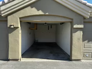 Photo #2: 6804698 Listing