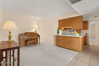 Photo #6: 6804862 Listing 