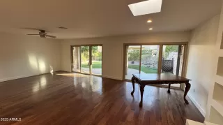 Photo #5: 6805039 Listing 