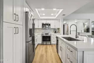 Photo #5: 6805078 Listing 