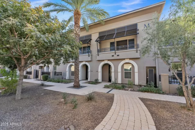 MLS: 6805088 Condo For Sale