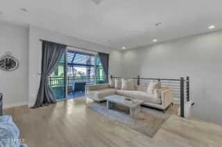 Photo #4: 6805088 Listing