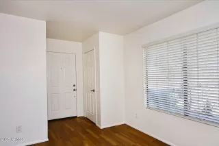 Photo #5: 6805216 Listing 