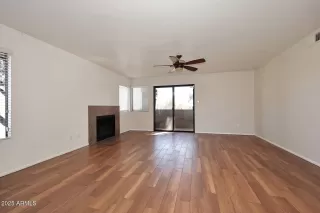 Photo #6: 6805216 Listing 