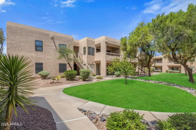 MLS: 6805405 Condo For Sale