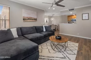 Photo #3: 6805405 Listing