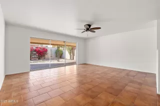 Photo #4: 6805517 Listing