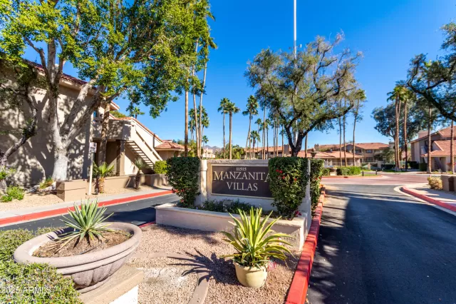 MLS: 6805764 Condo For Sale