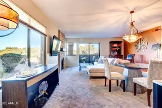 Photo #3: 6805932 Listing