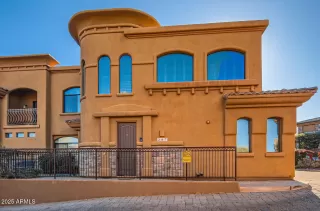 Photo #3: 6806008 Listing