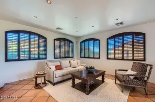 Photo #4: 6806008 Listing