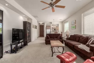 Photo #4: 6806209 Listing 