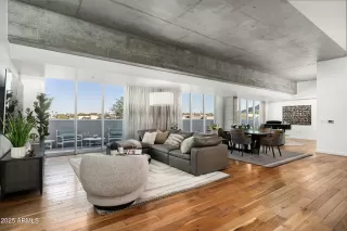 Photo #4: 6806211 Listing 